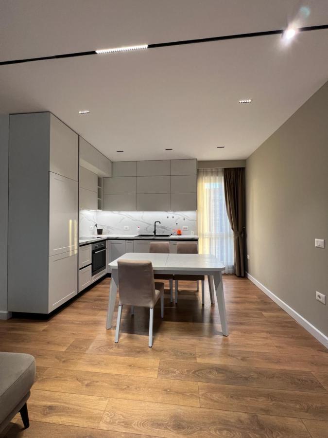 Blanc 7 Apartment Tiranë Ngoại thất bức ảnh