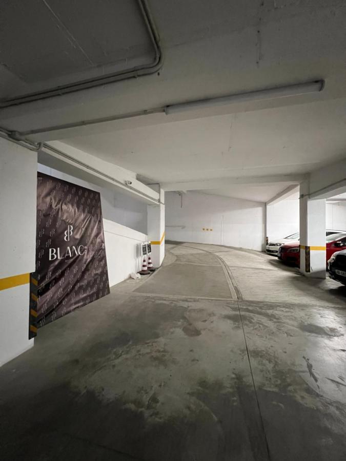 Blanc 7 Apartment Tiranë Ngoại thất bức ảnh